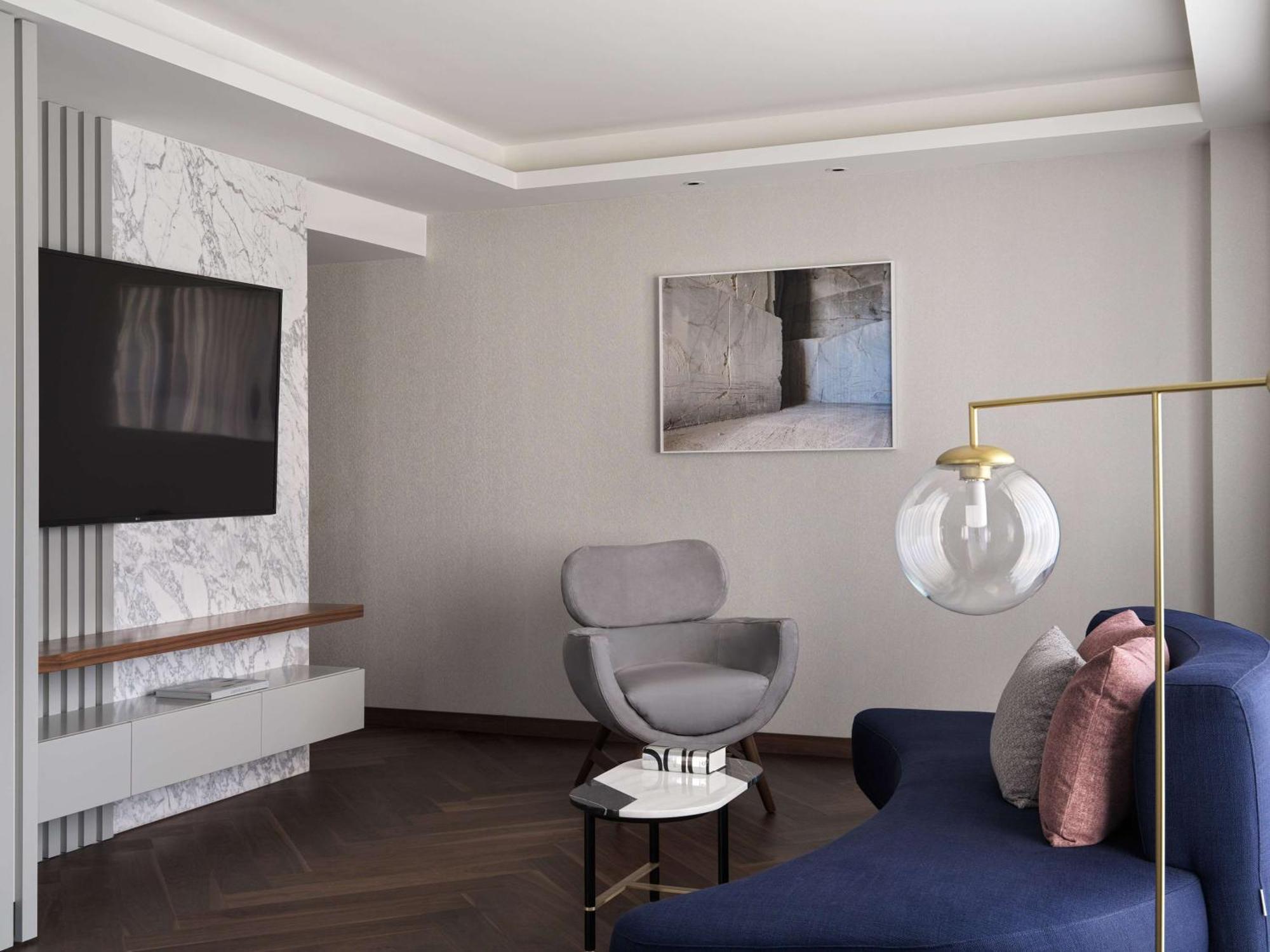 Grand Hyatt Athens Hotel Exterior photo A suite at the hotel